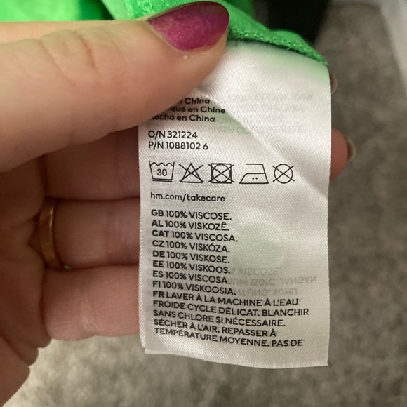 H&M Satin Mini Wrap Dress - Picture 5 of 6